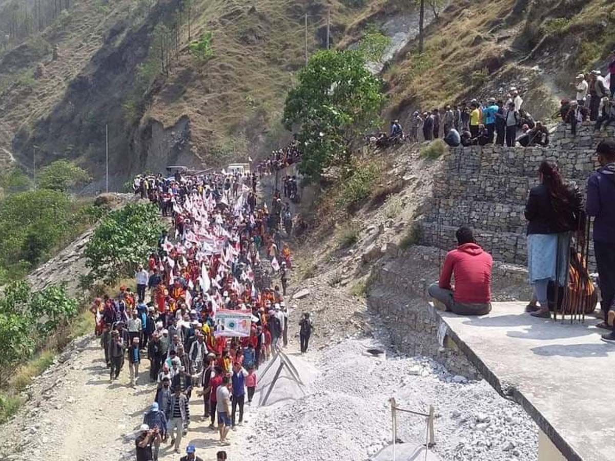 दार्चुलामा एमालेको र्यालीमा सहभागी एक महिलाको मृत्यु